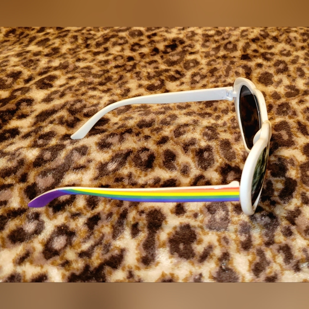 PRIDE Rainbow Fanny Pack Bundle NEW - Picture 11 of 13